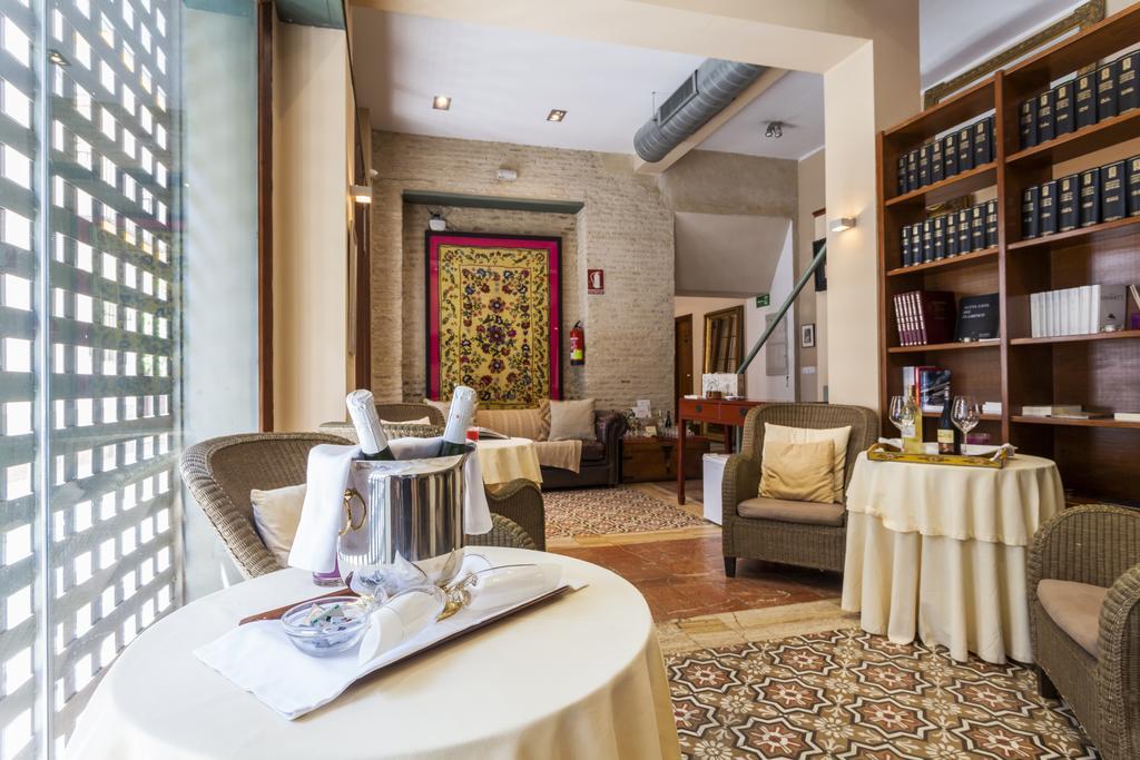 Готель La Casa Del Maestro Boutique Севілья Екстер'єр фото